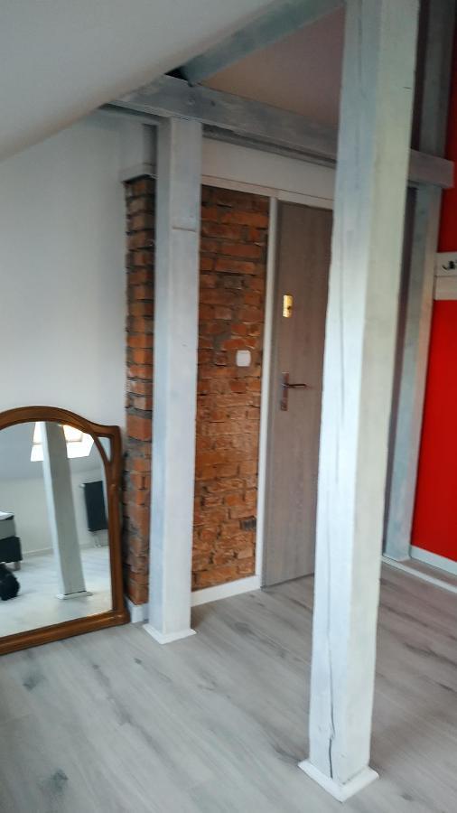 Apartament Witkacego Czerwony Słupsk Esterno foto